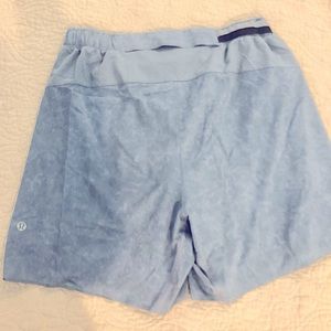 LuLu Lemon shorts.  Men’s size medium   length 6”